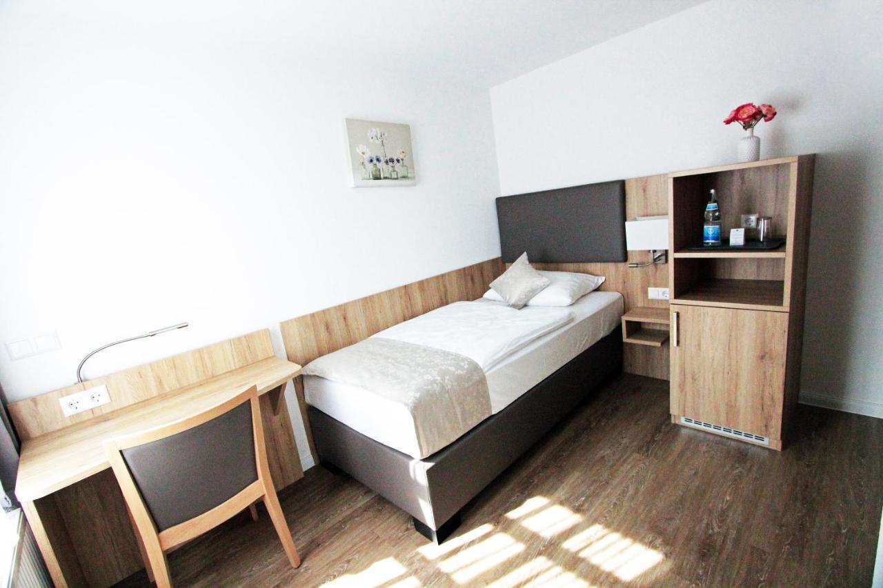 Hotel Adler บาดฟีดริชส์ฮัลล์ ภายนอก รูปภาพ