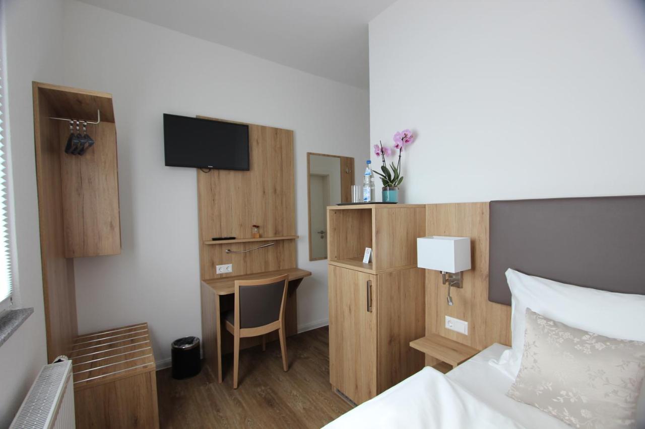 Hotel Adler บาดฟีดริชส์ฮัลล์ ภายนอก รูปภาพ