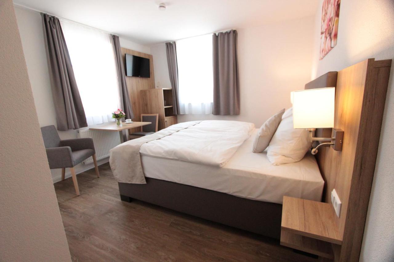 Hotel Adler บาดฟีดริชส์ฮัลล์ ภายนอก รูปภาพ